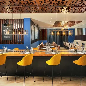 https://sheraton-heathrow.brighton-hotels-england.com