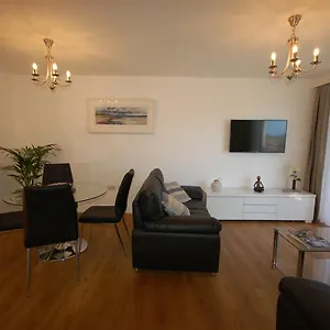 Apartment Brunswick Road, Edinburgh